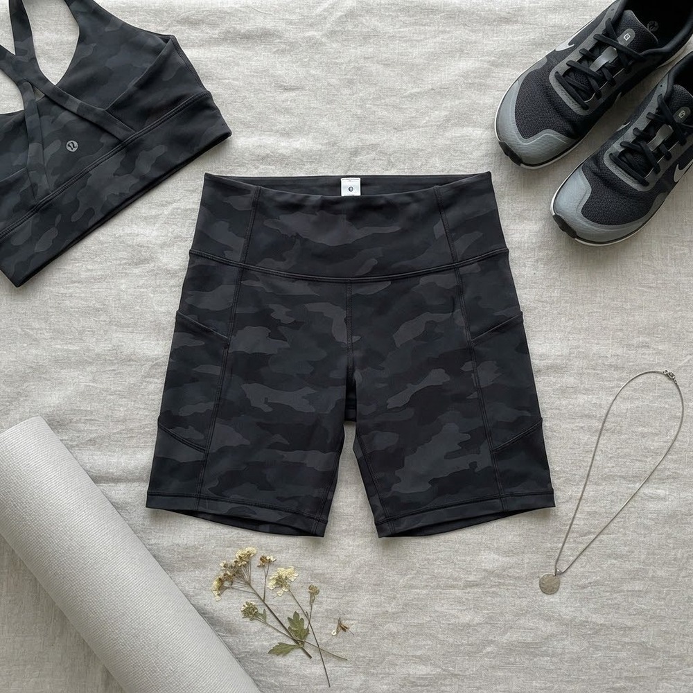 Lululemon Fast and Free High-Rise Short 8 Heritage 365 Camo Deep Coal Multi 8